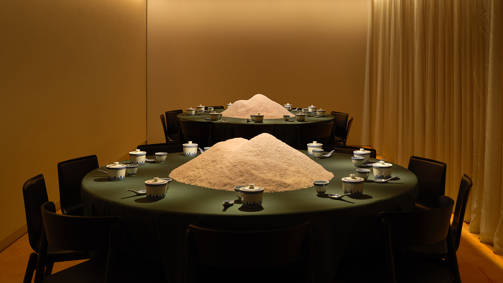 Light Gathering in the Yu&agrave;n  光聚院心