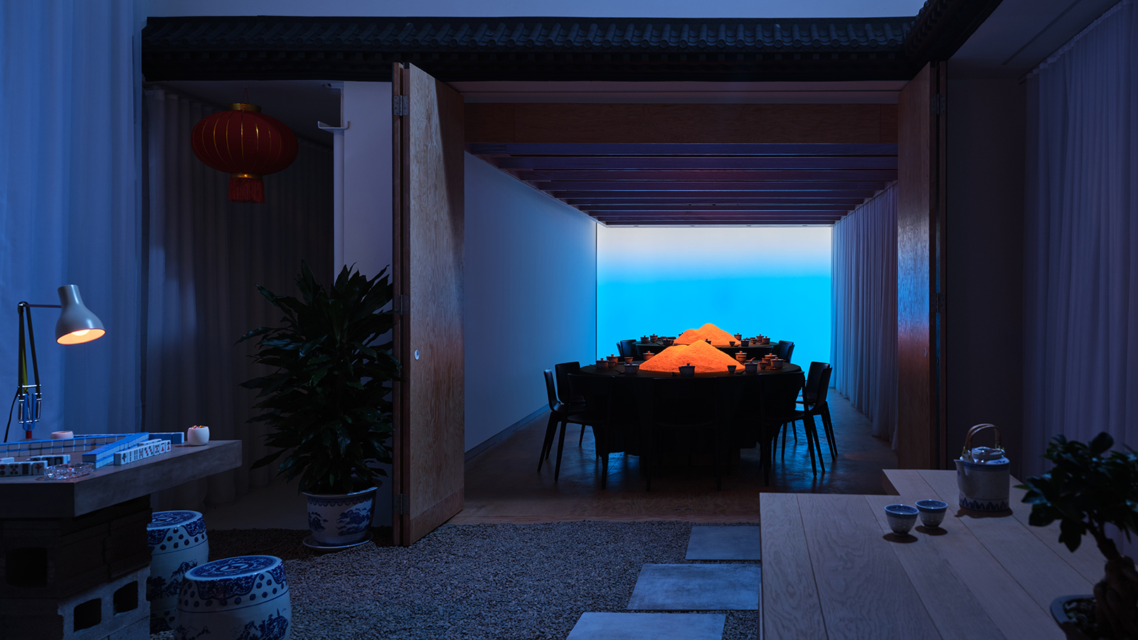 Light Gathering in the Yu&agrave;n  光聚院心