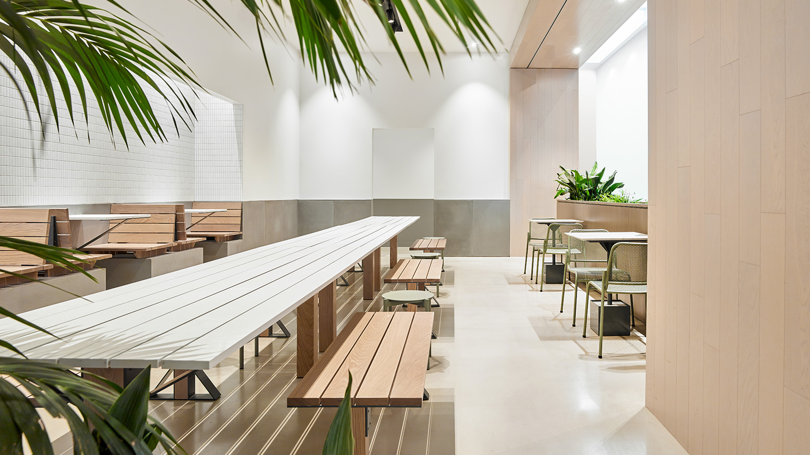 iQ Food Co., Yorkdale Mall