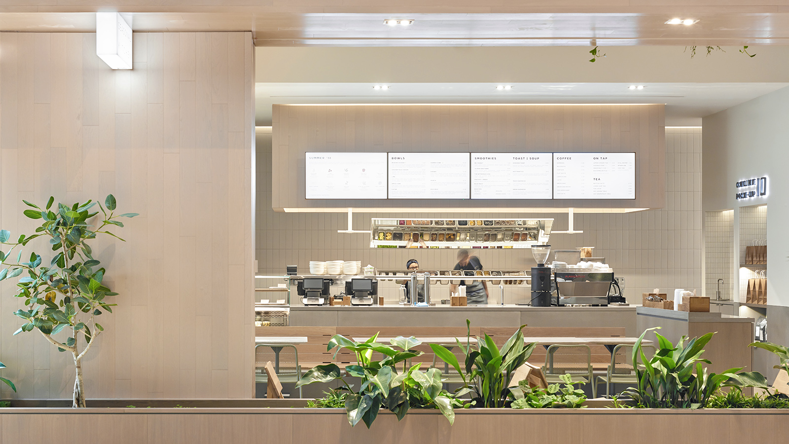 iQ Food Co., Yorkdale Mall