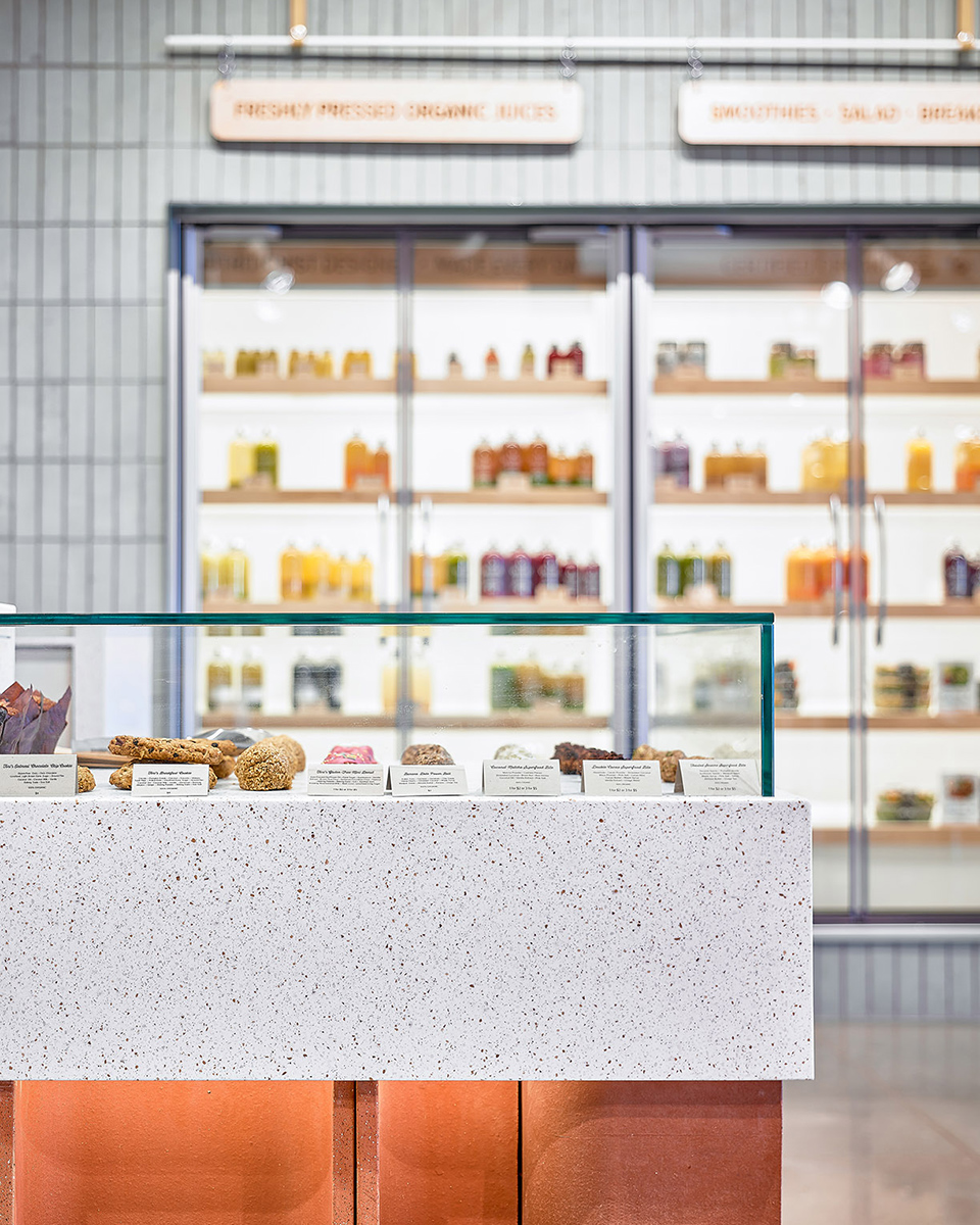 Village Juicery,  Upper Canada Mall