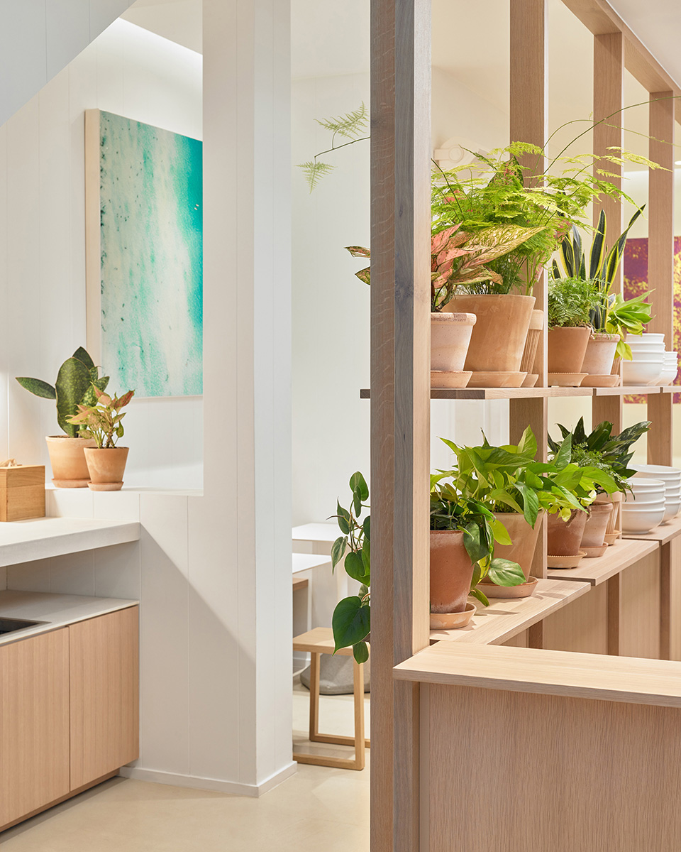 iQ Food Co., King Street West